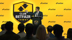Apuesta y gana: Luís Figo presenta el nuevo Club Betfair para clientes fieles